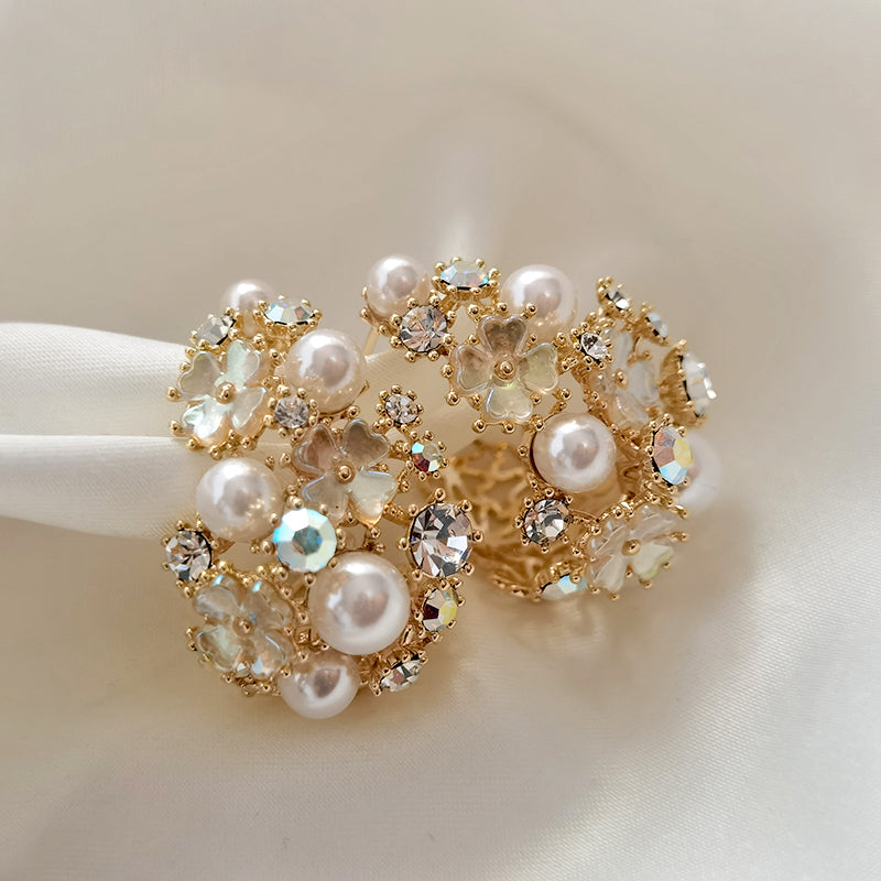 - Openwork Pearl Flower Earrings