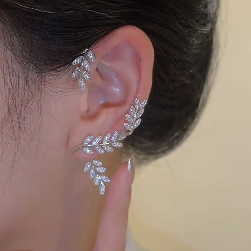 FANCY LEAF EAR CUFF