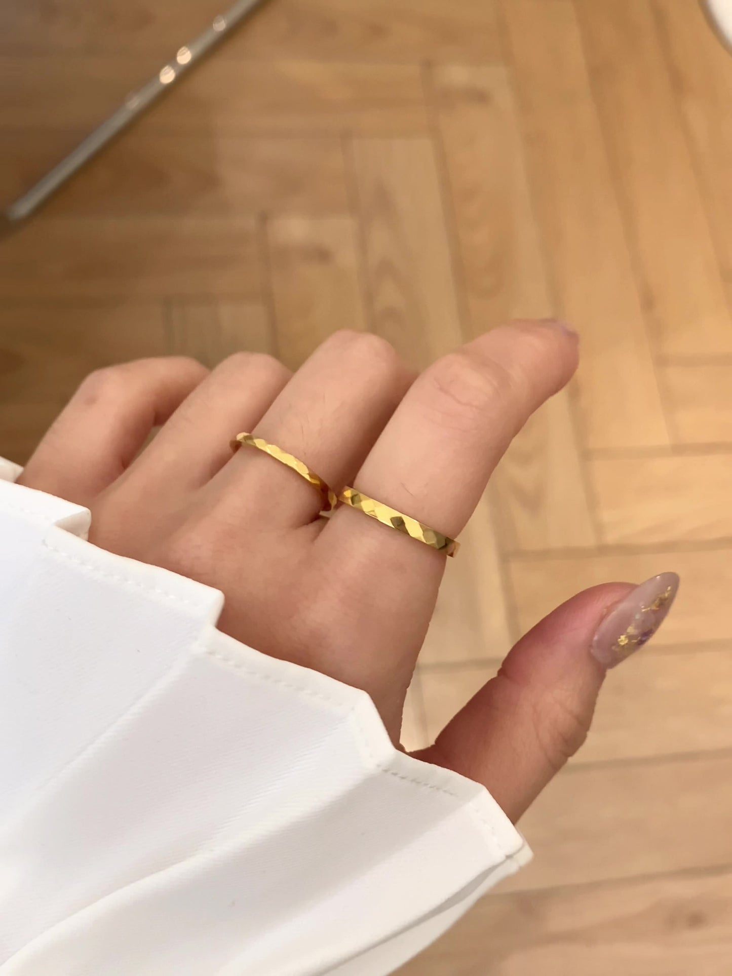Irregular Geometric Ring