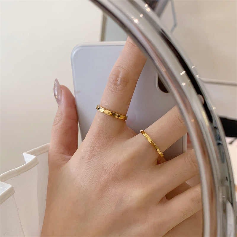 Irregular Geometric Ring
