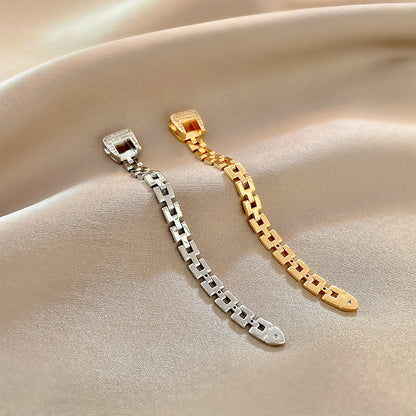 Fashionable Adjustable Buckle Ring