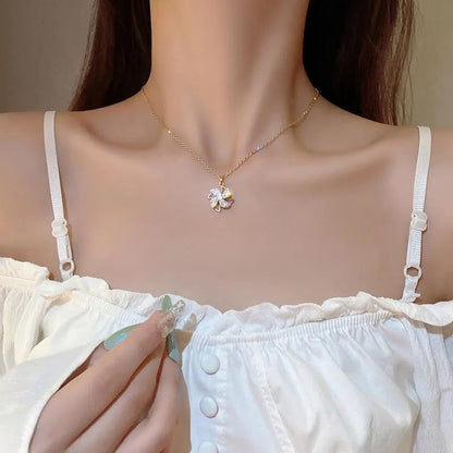 Lovable Spinning Necklace