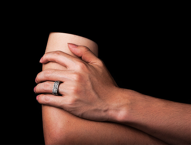 Personality Domineering Ring