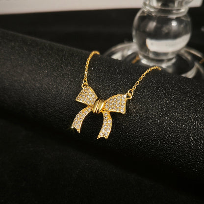 Bow Magnetic Necklace
