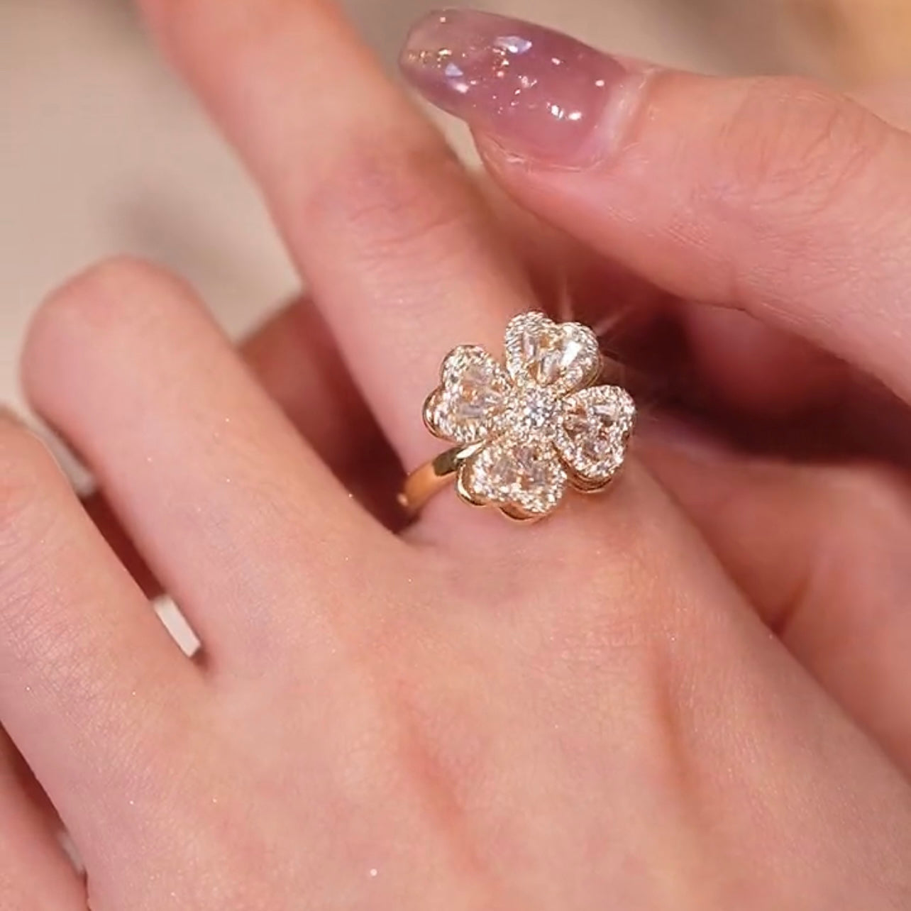 -Lucky Four Leaf Clover Swivel Adjustable Ring