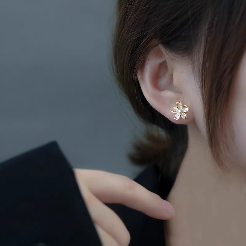 Crystal Flower Stud Earrings