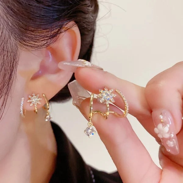 Eight Awn Star Crystal Earrings