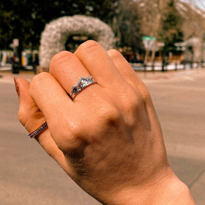 💪Get Stronger Mountain Ring
