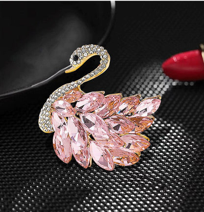High-end crystal swan brooch
