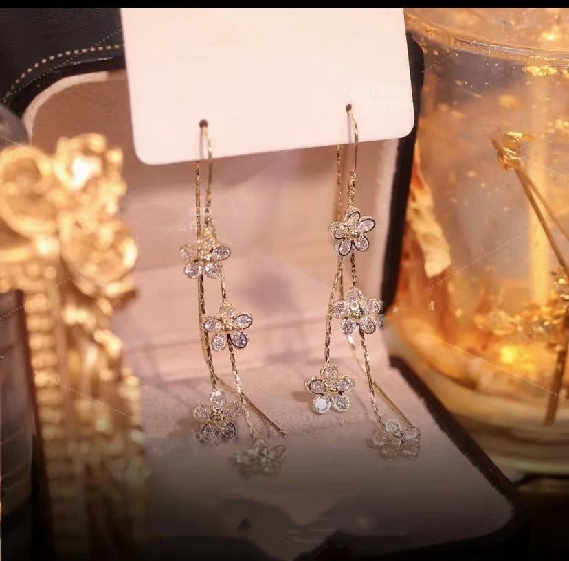 Shiny Zirconia Plum Blossom Earrings