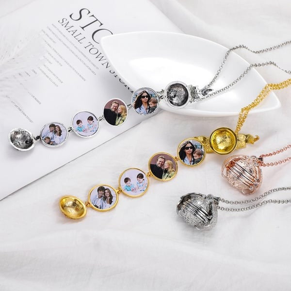 Expanding Photo Locket Necklace