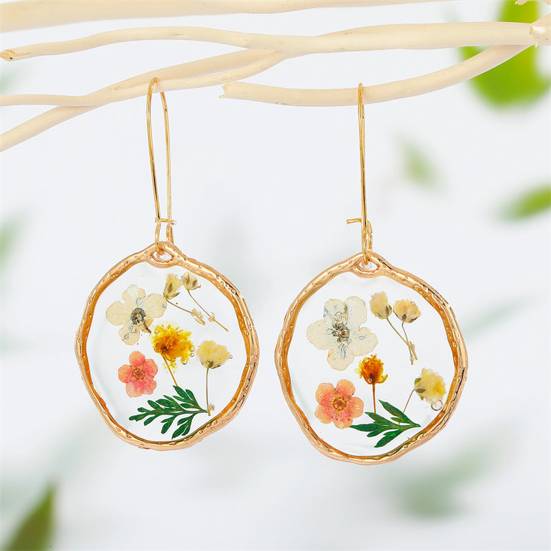 Irregular Circle Dried Flower Earrings