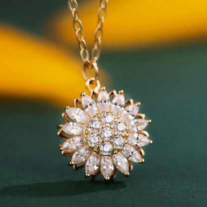 🌻Rotating Sunflower Necklace
