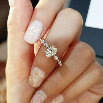 Melody Oval Moissanite Engagement Ring