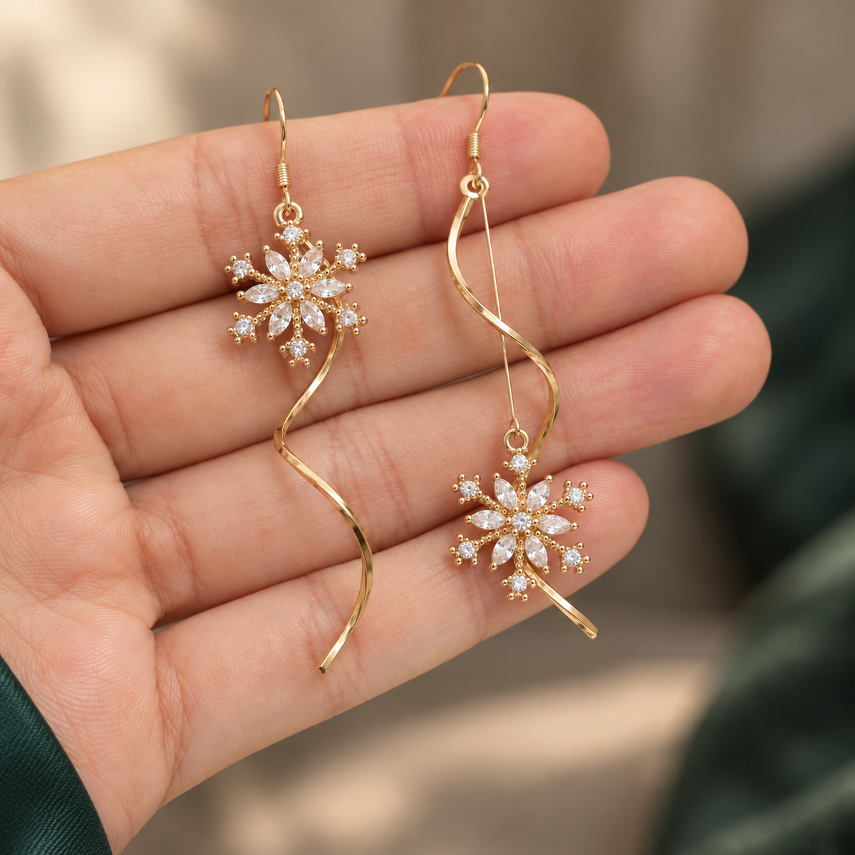 🎄Snowflake Tassel Dangle Earrings
