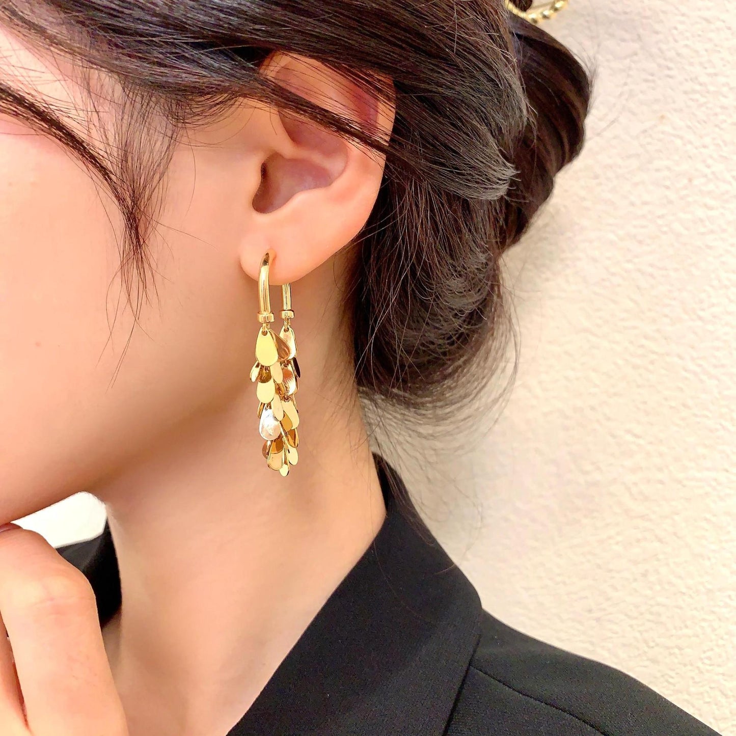 - Metal Sequin Tassel Earrings