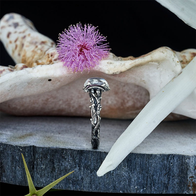 Moonstone Ring“Soma”-SS-Moonstone Jewelry