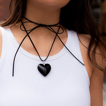 Sweet And Cool 3D Heart Pendant Choker💛
