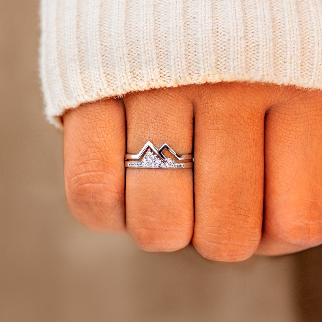 2022 Adventure Awaits Pavé Mountain Ring