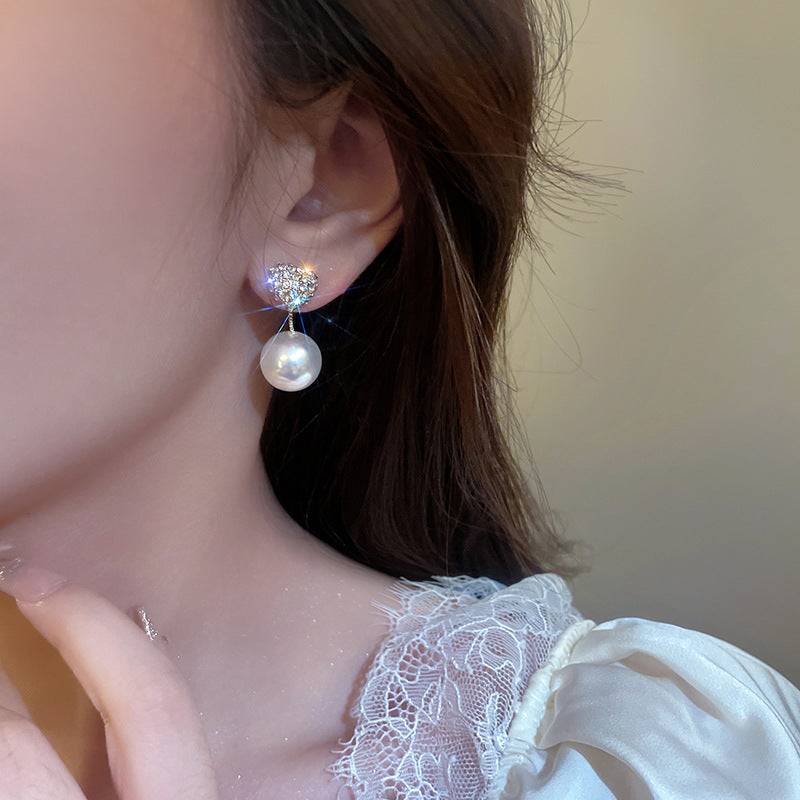 Heart Sparkling Pearl Earrings