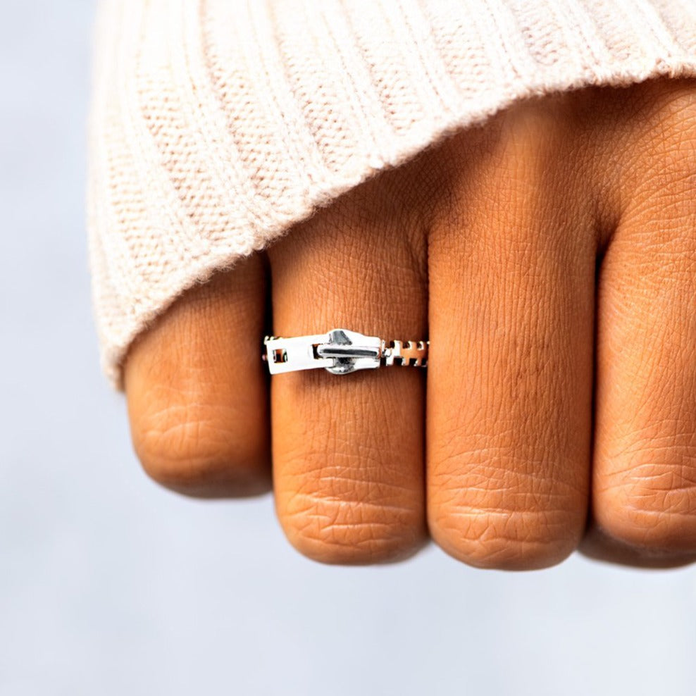 Mom Holds Us Together Zipper Ring