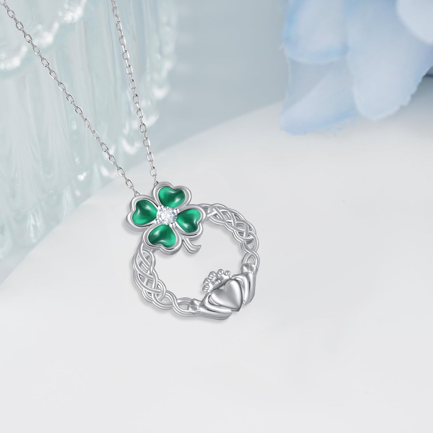 🍀Four Leaf Clover Necklace - St Patricks Day Jewelry