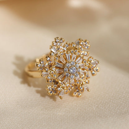 Elegant Rotating Crystal Anxiety Relief Snowflake Ring