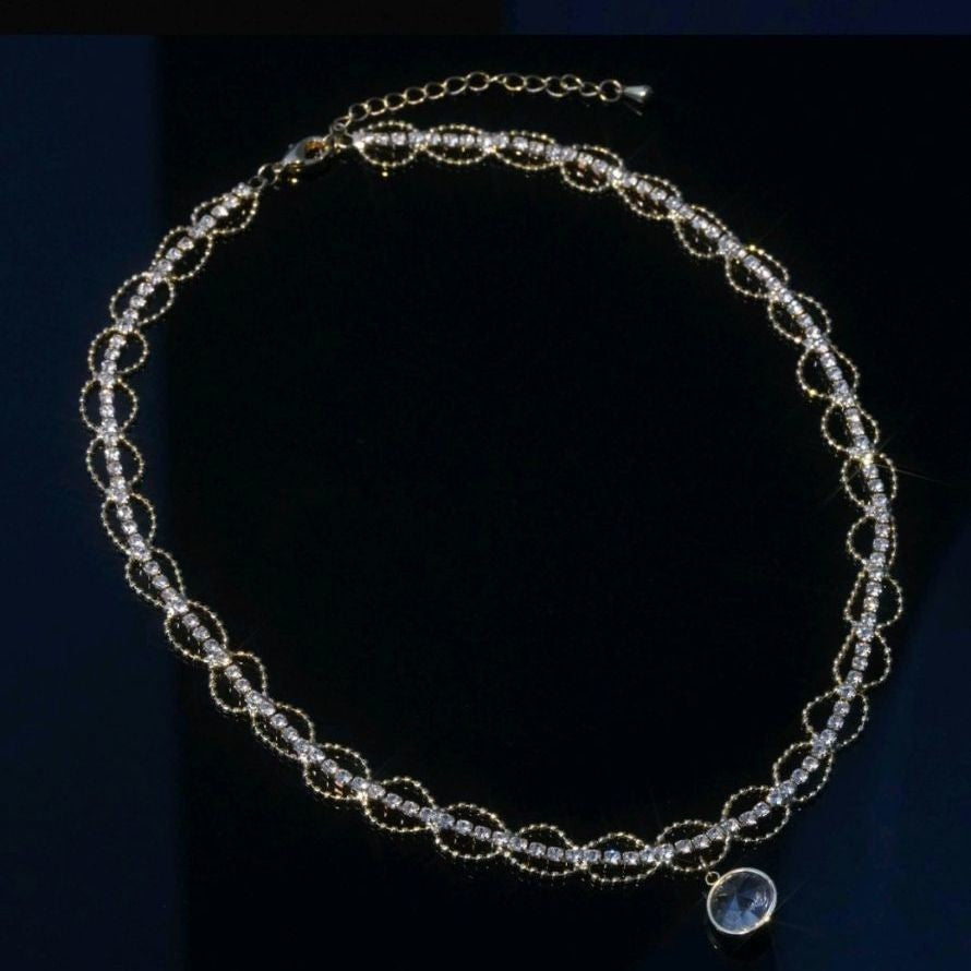 French Metal Lace Zircon Pendant