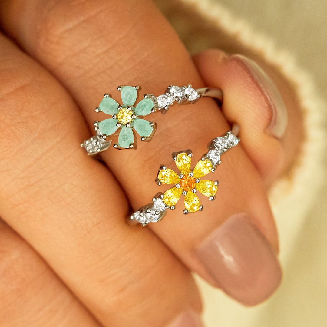For Sisters Gem Flower Ring