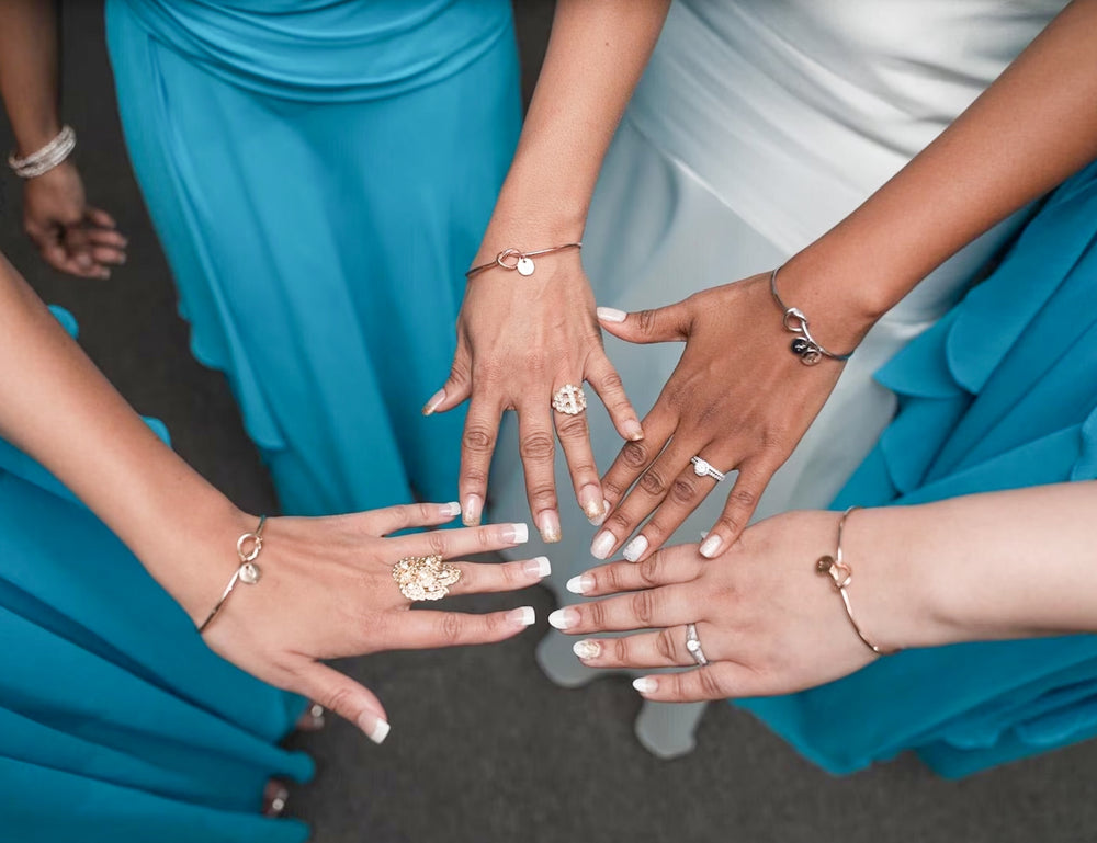 AC "TIE THE KNOT" INITIAL BRACELET