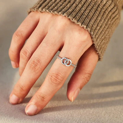 Mother & Daughter - interlocking ring