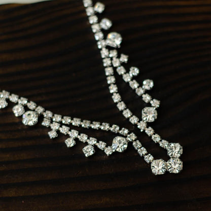 Forever Florence Jewelry Set – Vintage Glamour Bib Necklace & Dangle Earrings