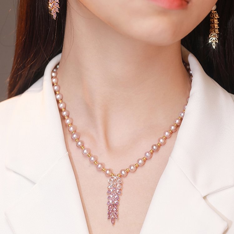 Natural Freshwater Pearl Zircon Wheat Pendant Necklace