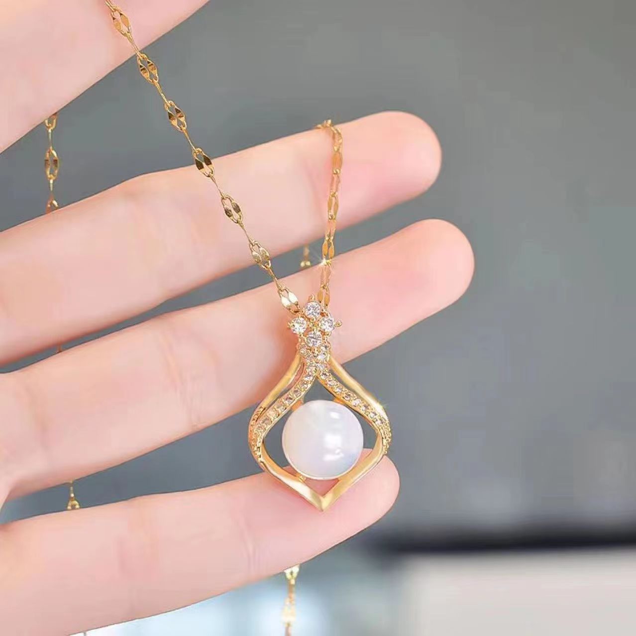 French Pearl Necklace