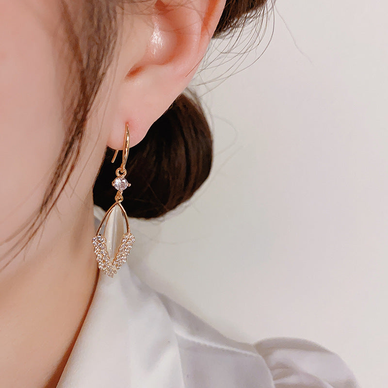 - Cat's Eye Stone Leaf Earrings