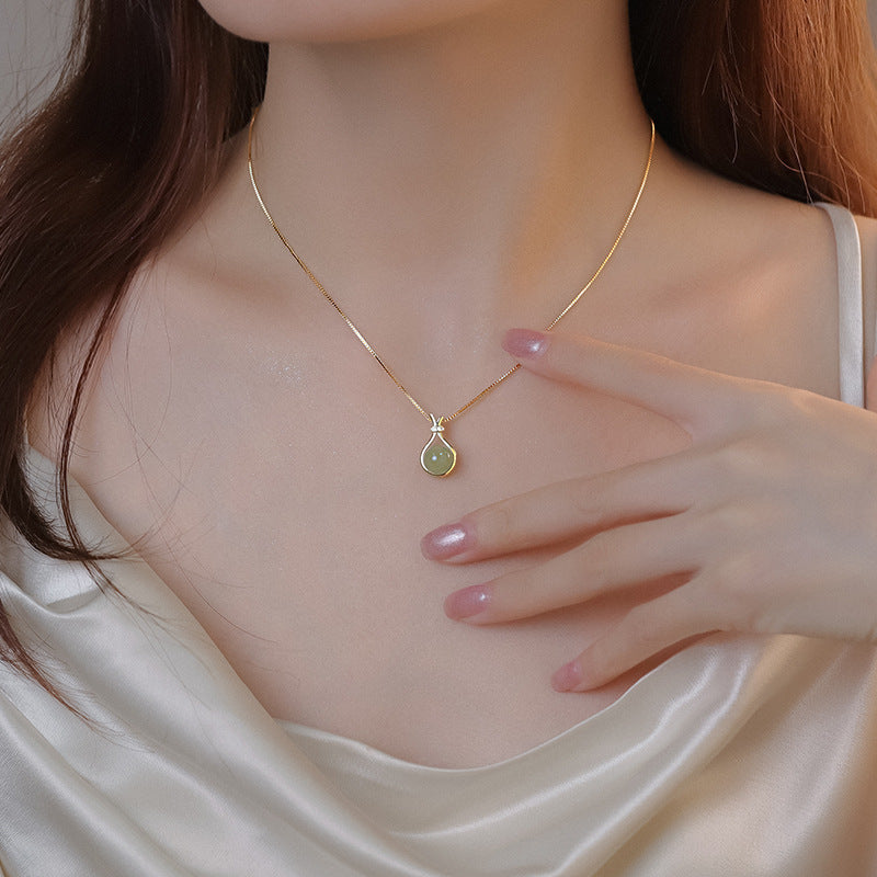 High-end Elegant Lucky Bag Clavicle Pendant Necklace