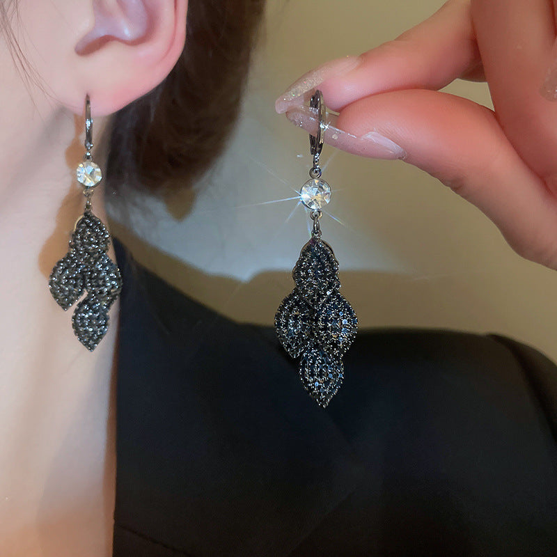 Diamond-Studded Leaves Tassel Earring