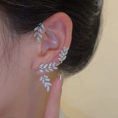 FANCY LEAF EAR CUFF