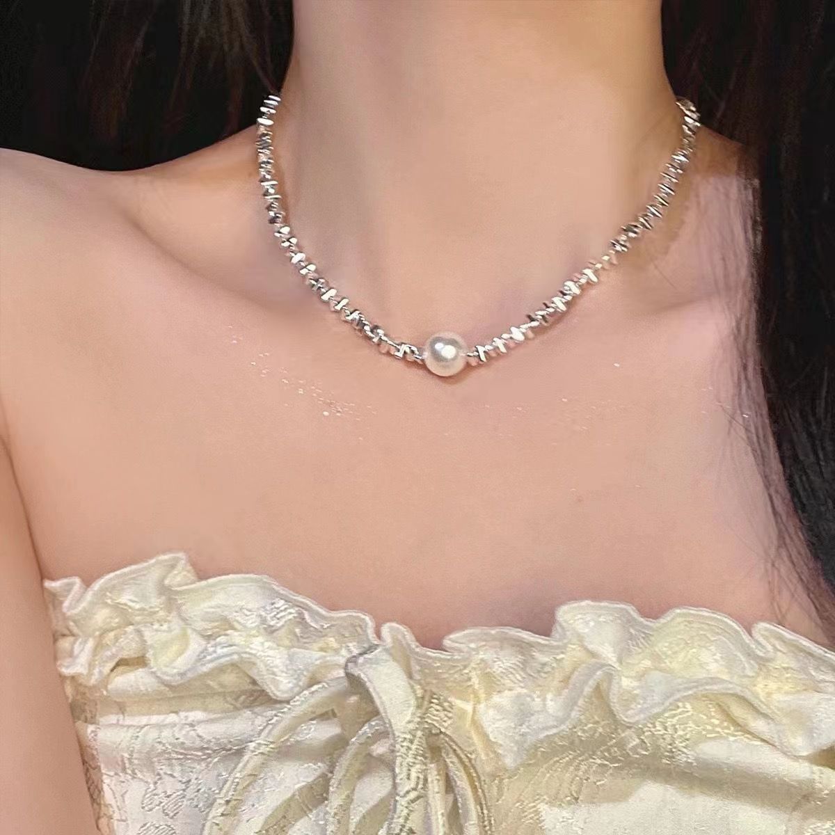 For Love Ones - Pearl Choker Adjustable Necklace