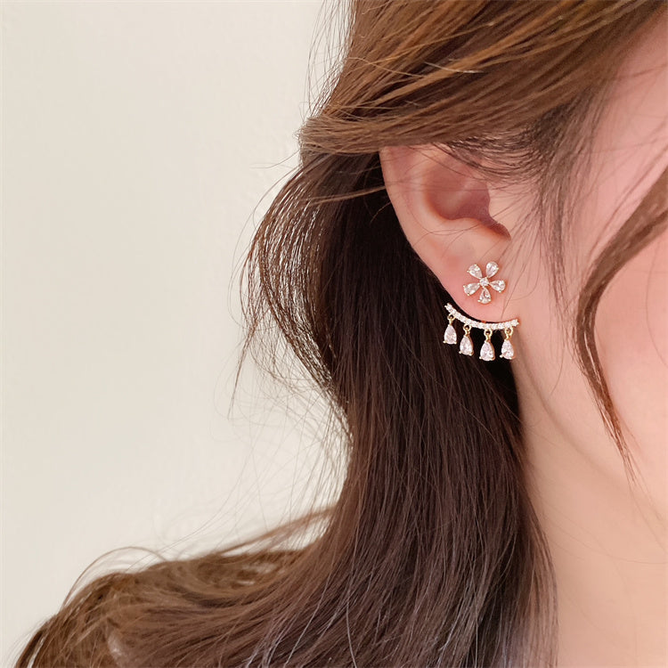 - Zircon Flower Tassel Earrings