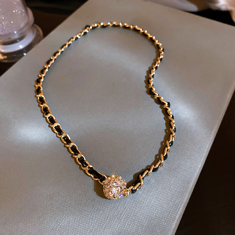 Chain Magnetic Round Ball Necklace