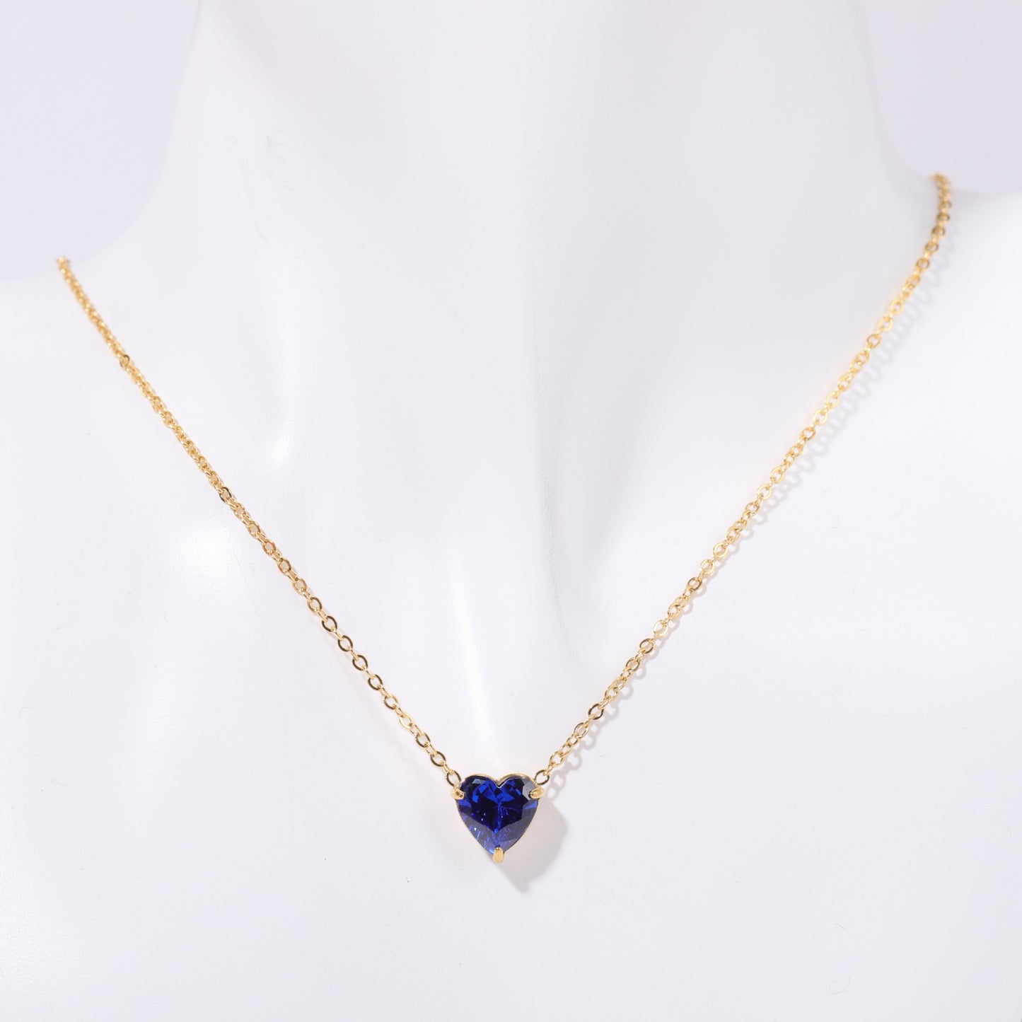 Twelve - Month Birthstone Heart Pendant Necklace: A Love - Infused Treasure