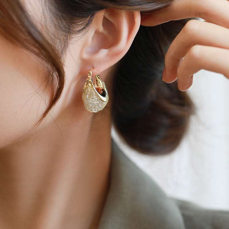 -Mesh Hoop Earrings