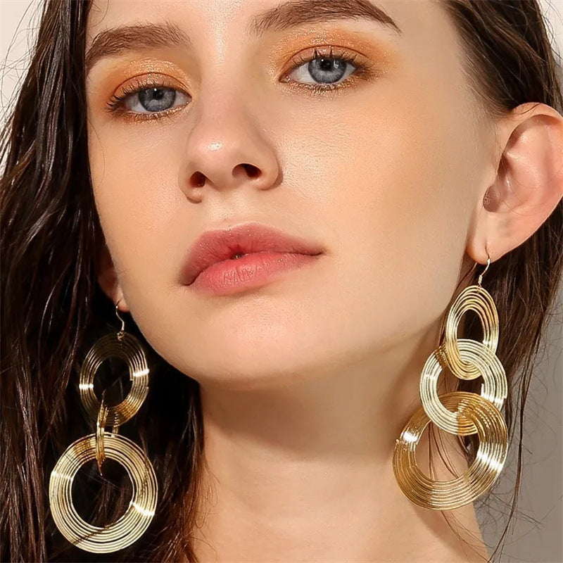Fashion Large and Small Circle Earrings