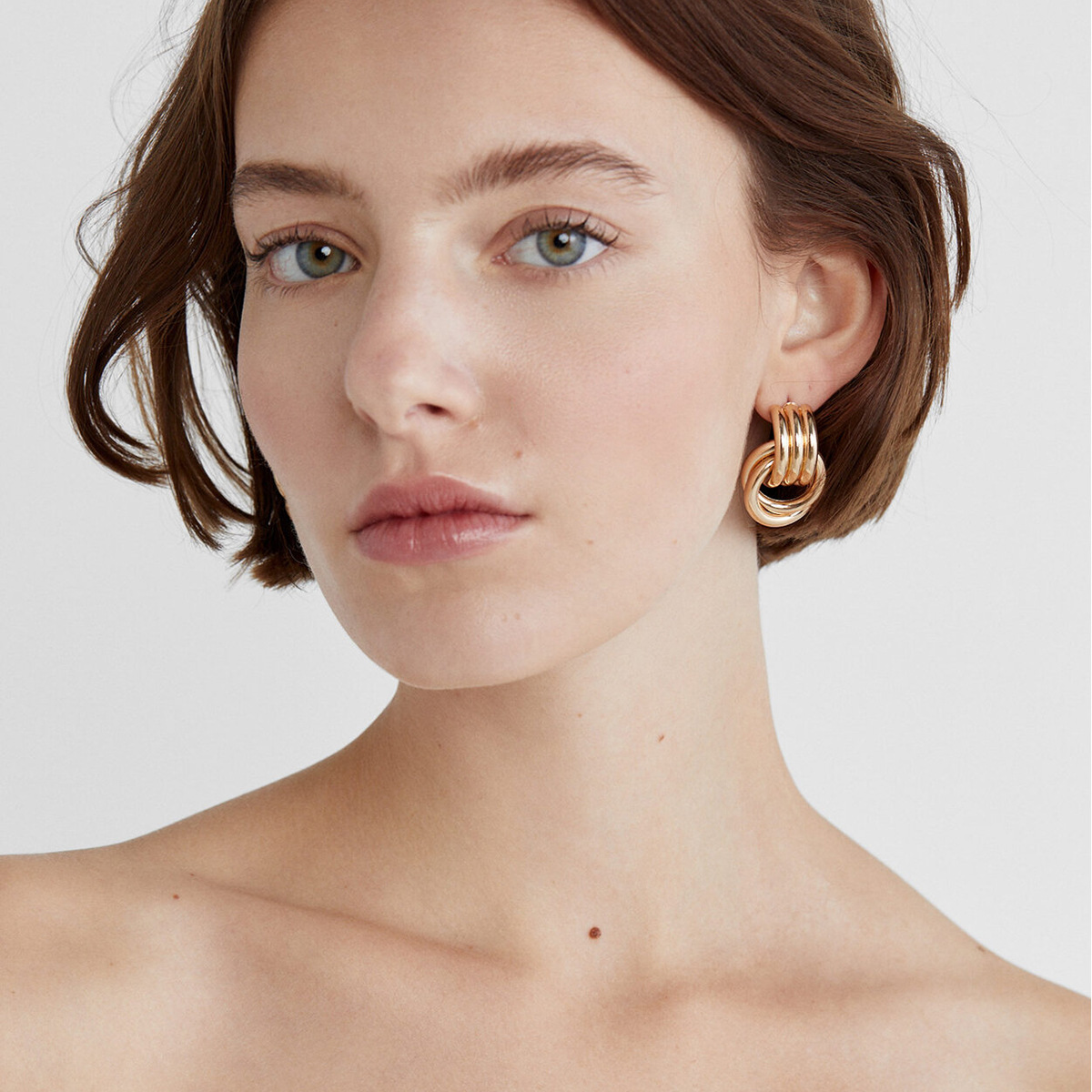 “The Loop Edit” – Retro Layered Hoop Earrings