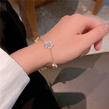 Fashion Crystal Flower Bracelet