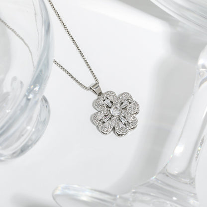Spinning Heart Clover Necklace