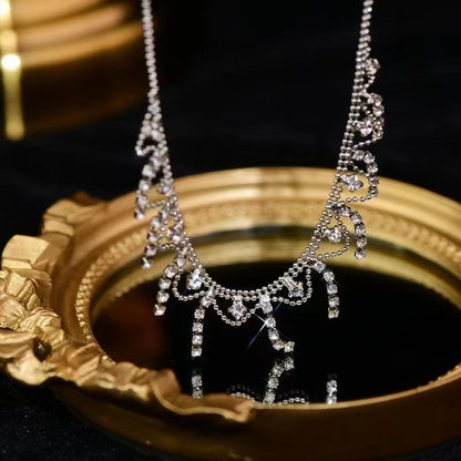 French Lace Edge Diamond Clavicle Chain