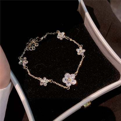 Fashion Crystal Flower Bracelet