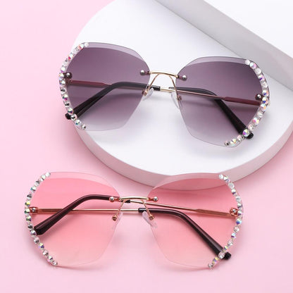 Retro Diamond Rimless Oversized Sunglasses